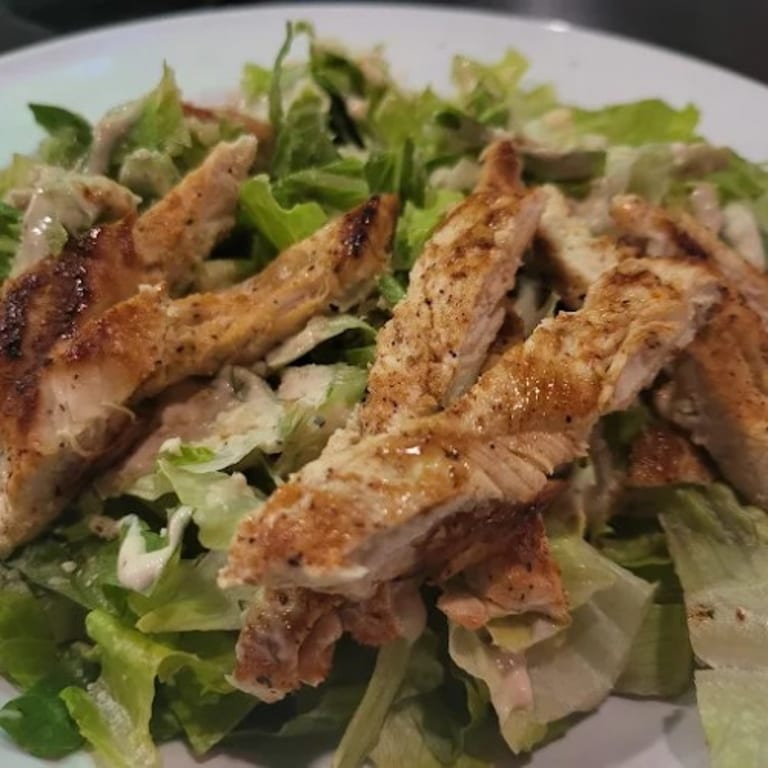 Fresh Caesar Salad: A Classic Favorite