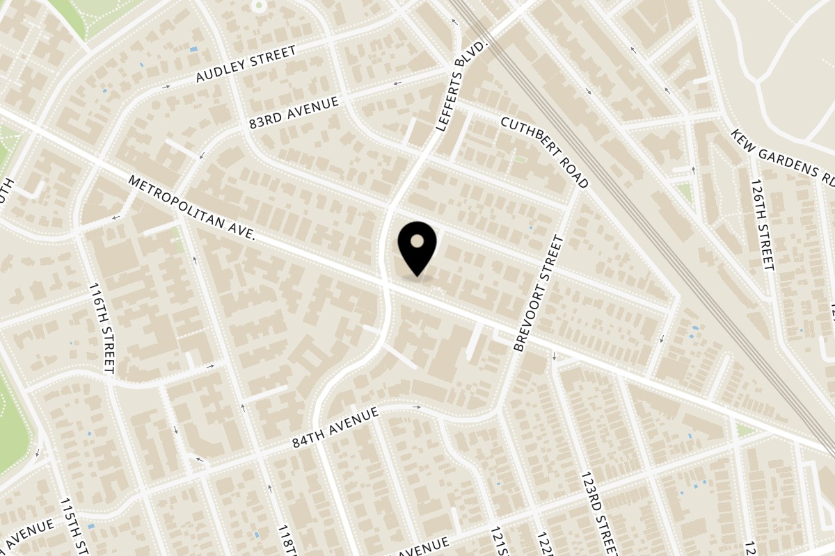 Map showing the location of Hangar 11 Burgers on 119-11 Metropolitan Ave in Kew Gardens